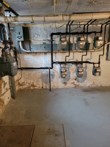 More Photos Of 1858 Cornelia St, Ridgewood Apartments For Sale