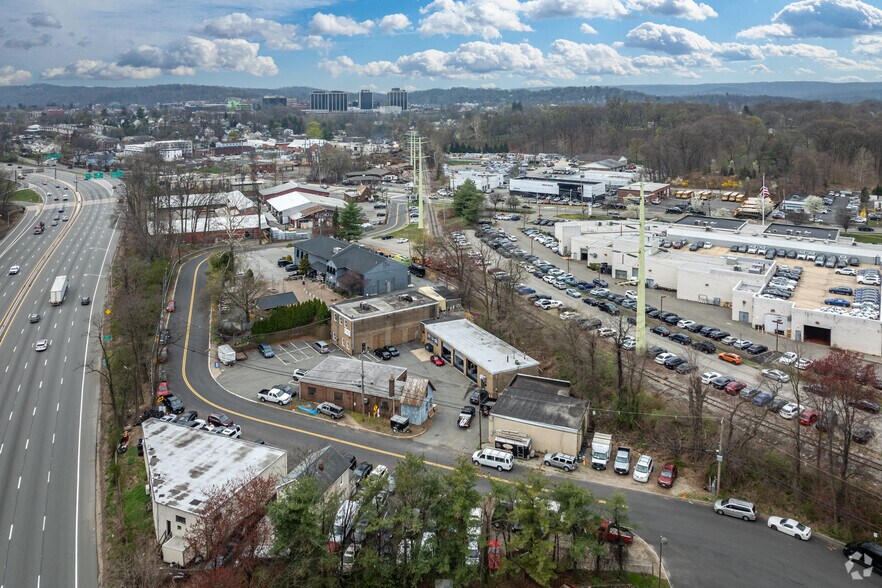 More Photos Of 4 John St, Morristown Office For Lease