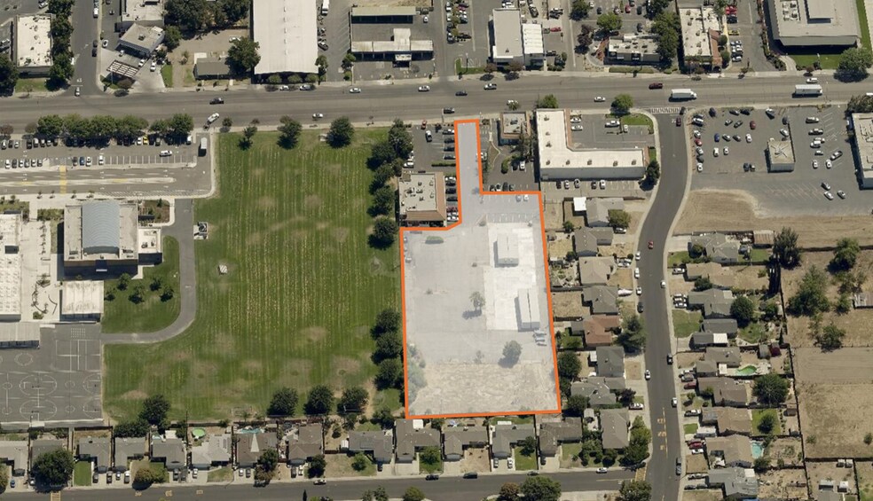 More Photos Of 757-847 N Main St, Manteca Land For Sale