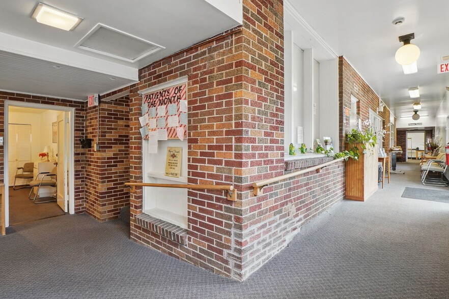 More Photos Of 507 Pittsburgh St, Springdale Rehabilitation Center For Sale