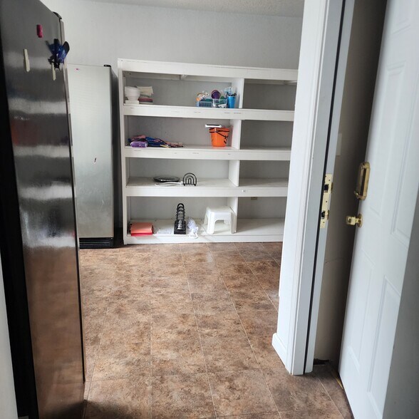 More Photos Of 401 N Spring St, Independence Apartments For Sale