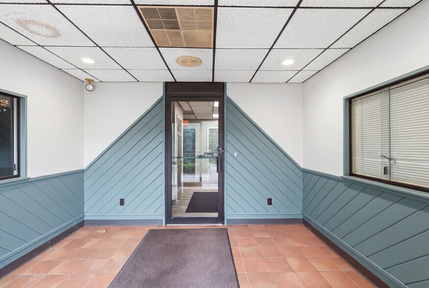 More Photos Of 846 Broncos Hwy, Mapleville Service For Lease