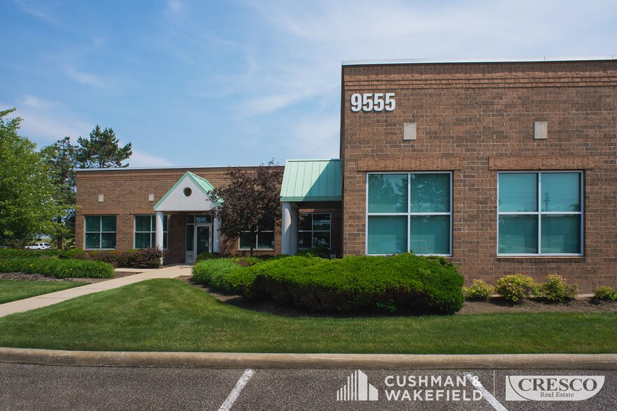 Primary Photo Of 9775 Rockside Rd, Valley View Unknown For Lease