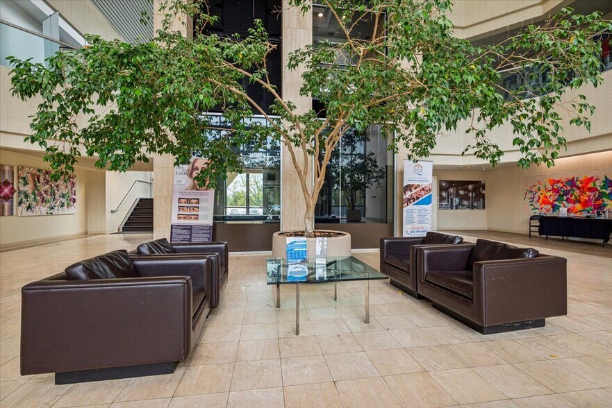 More Photos Of 1465 State Route 31 S, Annandale Medical For Sale