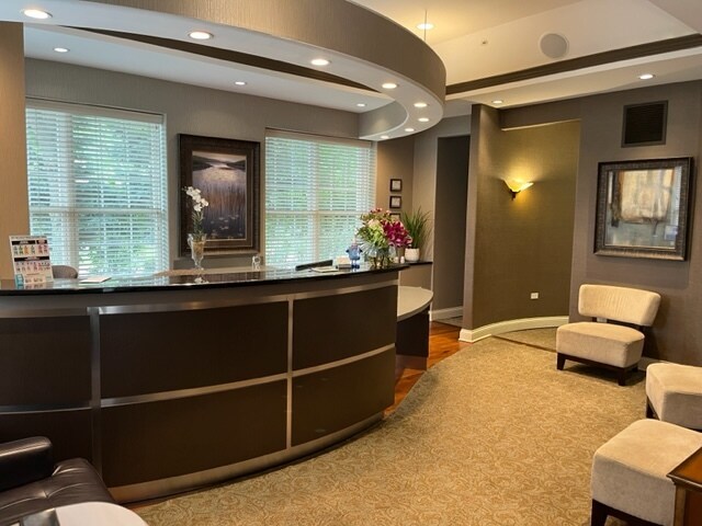 More Photos Of 13500 Circle Dr, Orland Park Office For Sale