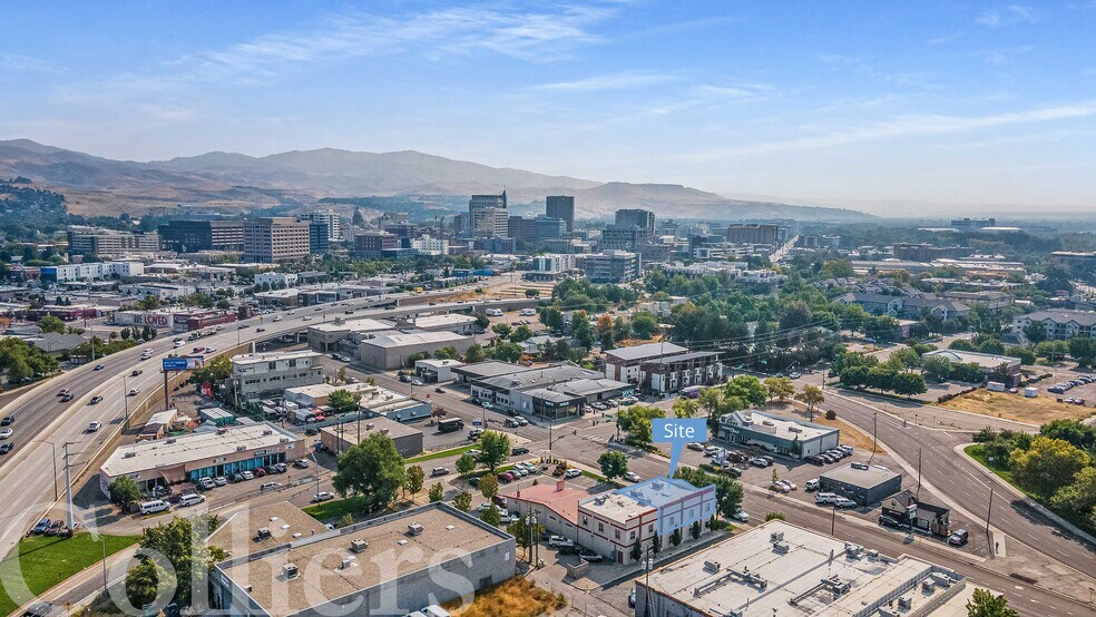 More Photos Of 605 Americana Blvd, Boise Storefront Retail Office For Lease