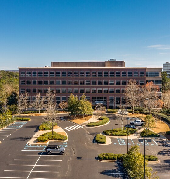 More Photos Of 3595 Grandview Pky, Birmingham Office For Lease