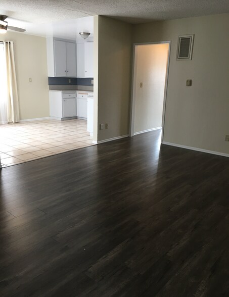 More Photos Of 10940 Hesby St, North Hollywood Apartments For Sale