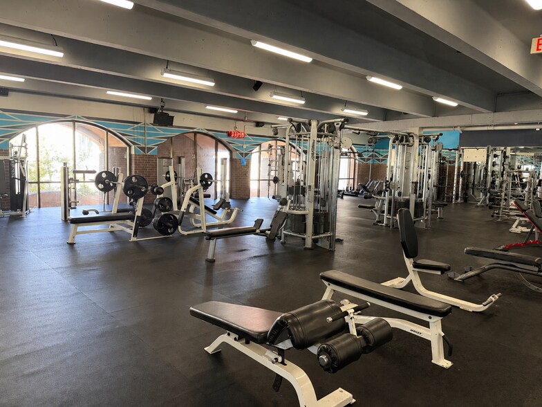 More Photos Of 7680 Girard Ave, La Jolla Office For Lease