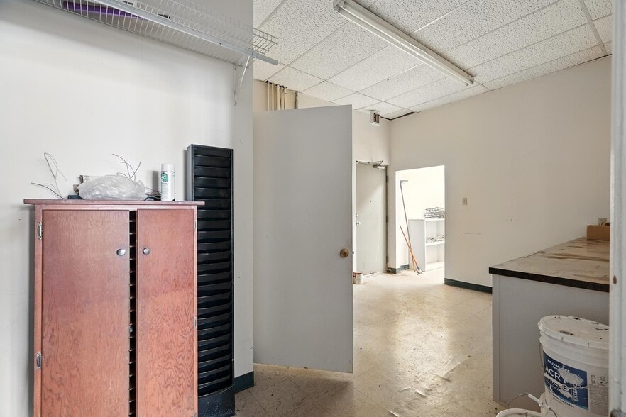 More Photos Of 4102 Buffalo Gap Rd, Abilene Unknown For Lease