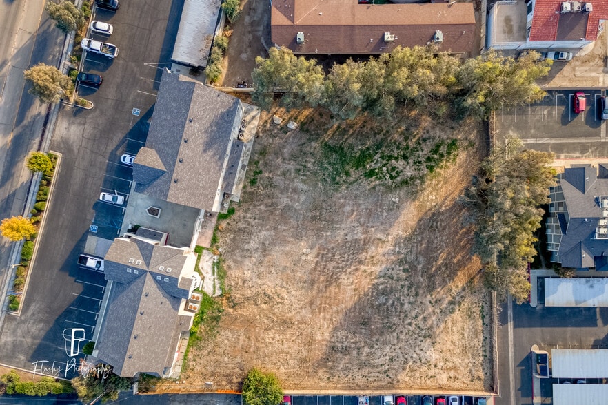 More Photos Of 1001-1043 Stine Rd, Bakersfield Medical For Sale