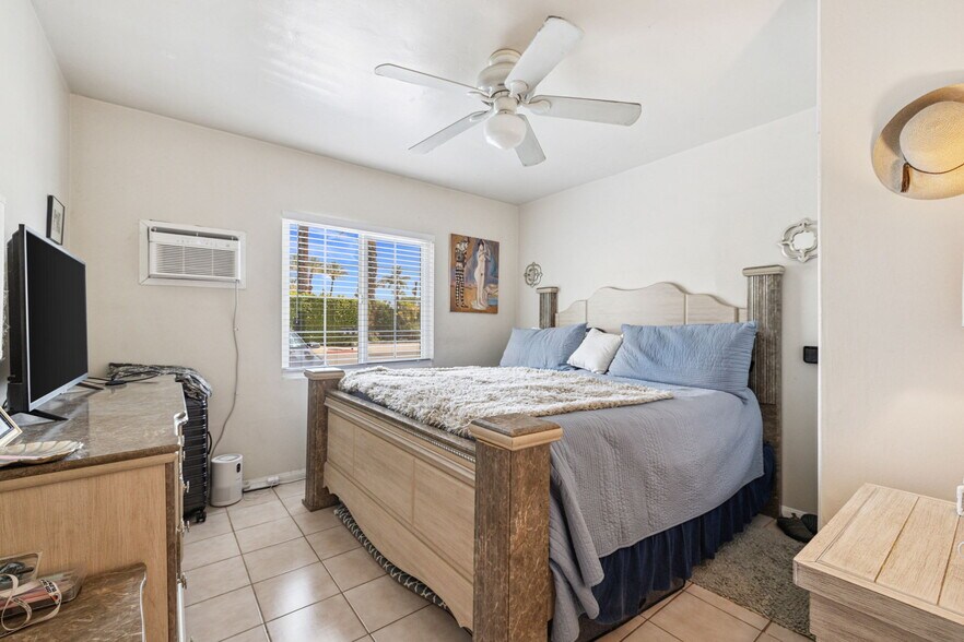 More Photos Of 1674 S Via Salida, Palm Springs Apartments For Sale