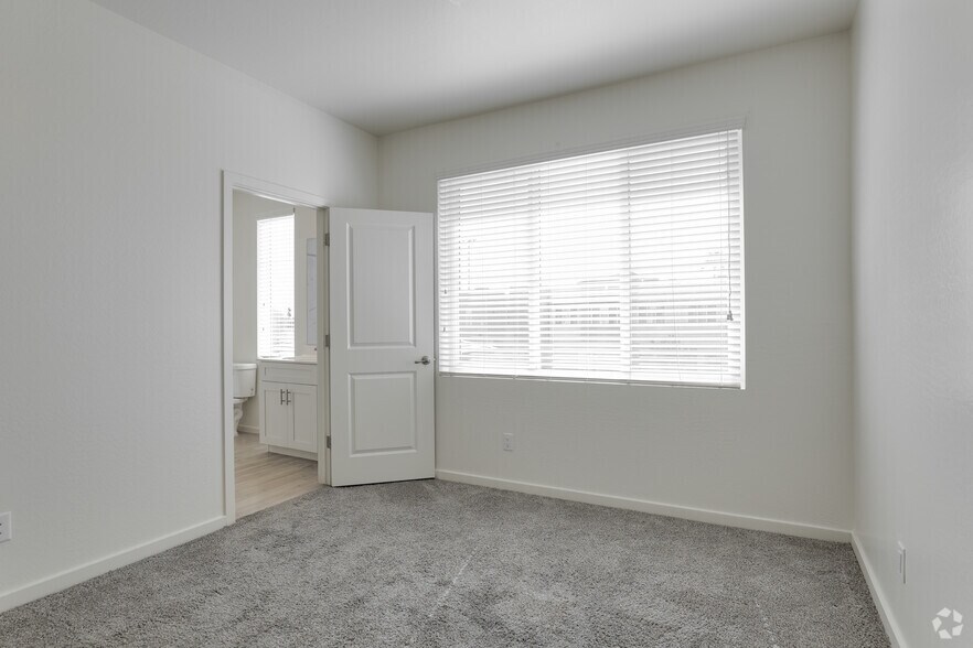 More Photos Of 701 N McQueen Rd, Chandler Apartments For Sale