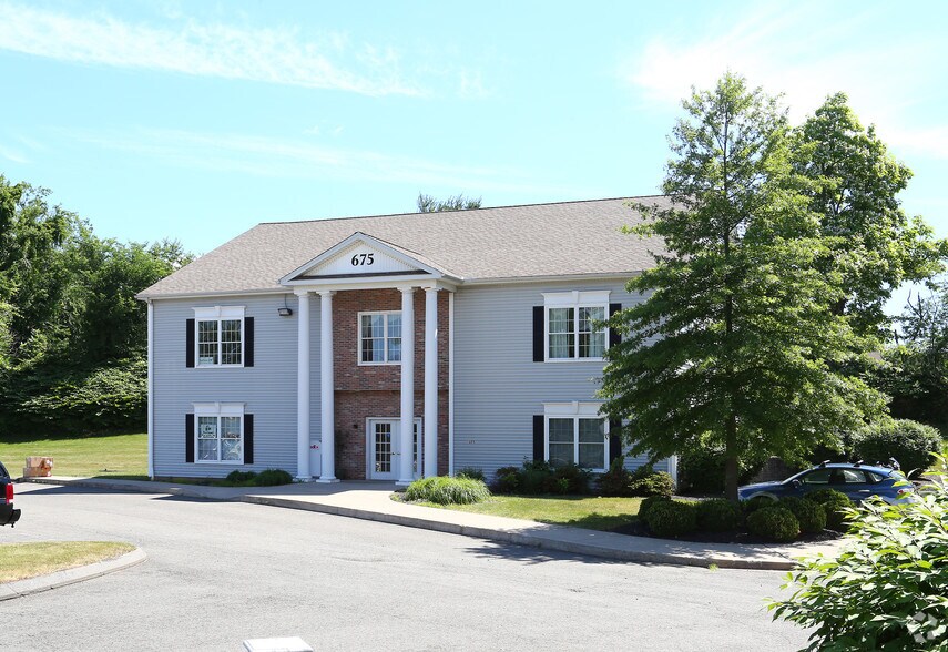 More Photos Of 675 Wilbur Cross Hwy, Berlin Office For Lease