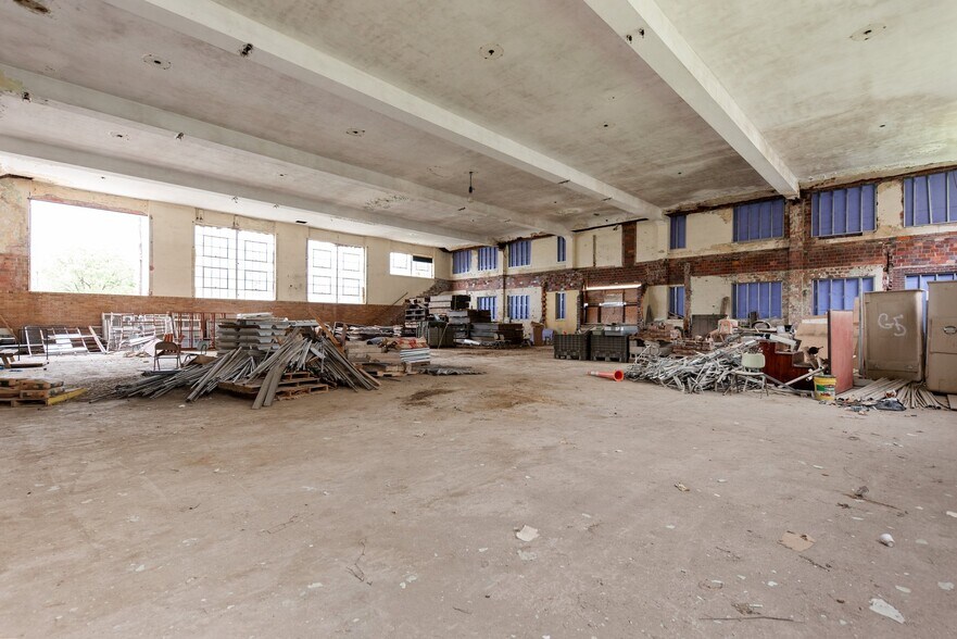 More Photos Of 200 S Green St, Georgetown Loft Creative Space For Sale
