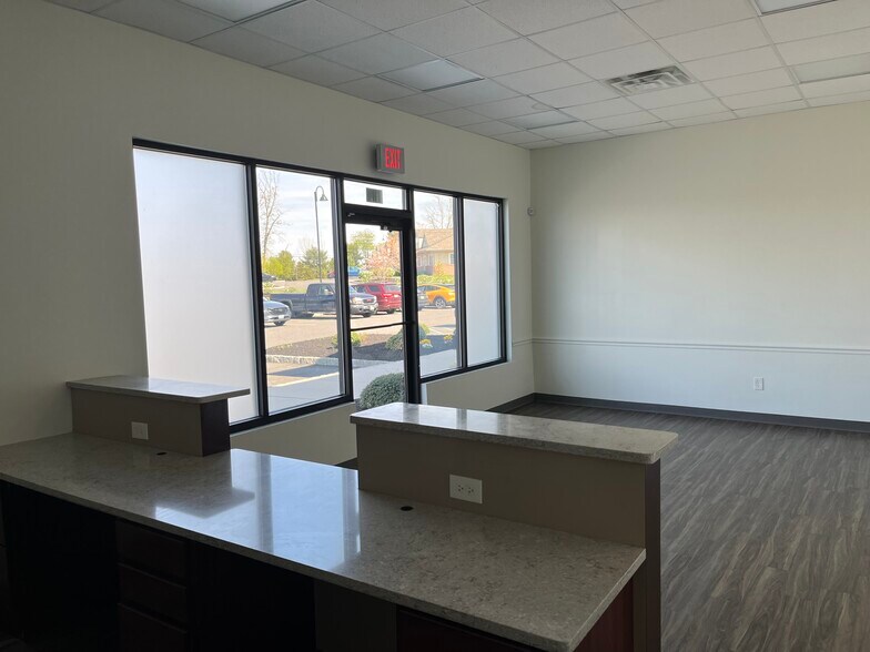 More Photos Of 5 Myers Dr, Mullica Hill Medical For Lease
