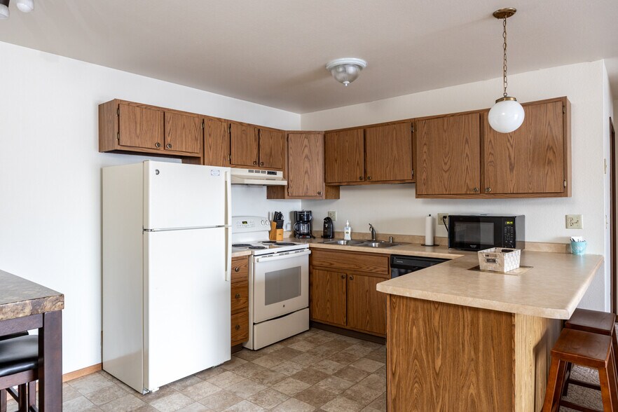 More Photos Of 205-235 W Calumet St, Appleton Apartments For Sale