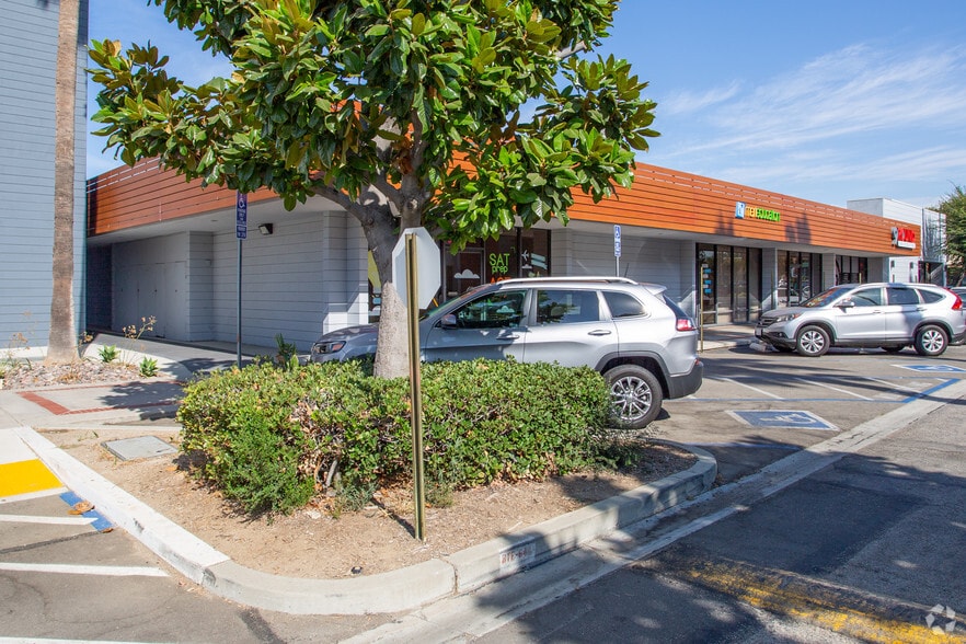 More Photos Of 3600 Central Ave, Riverside General Retail For Lease