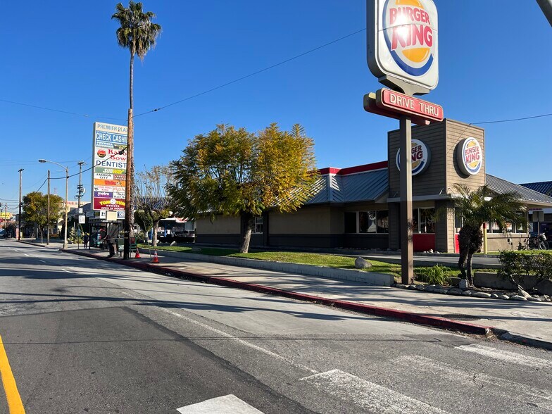 More Photos Of 3101-3125 N San Fernando Rd, Los Angeles Unknown For Lease