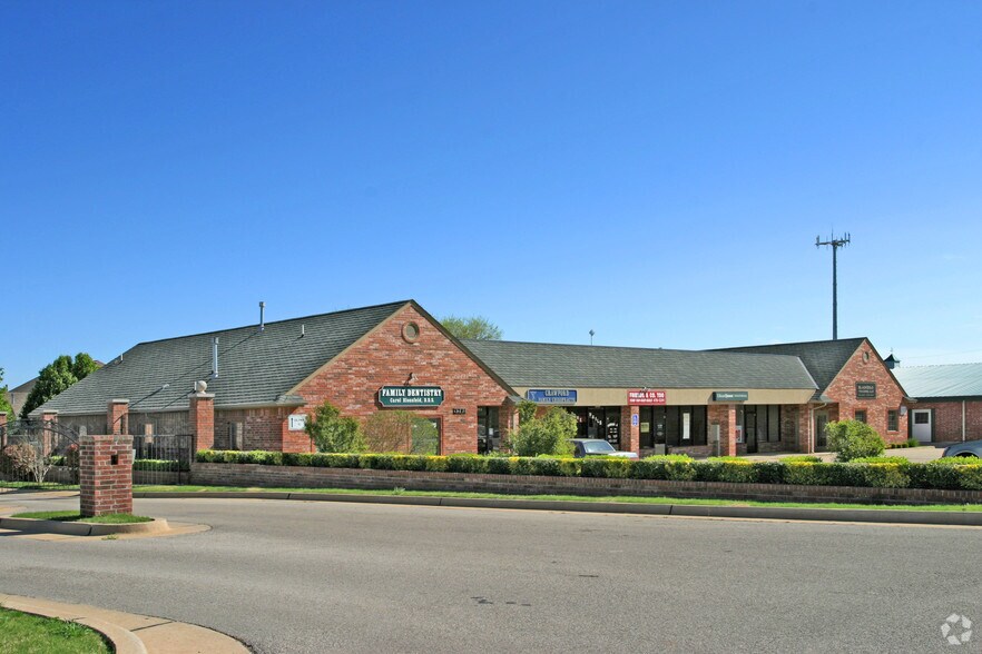 Primary Photo Of 3201 E Memorial, Edmond Office For Sale