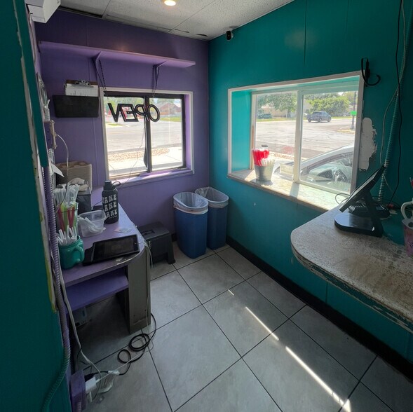 More Photos Of , Spanish Fork General Retail For Sale