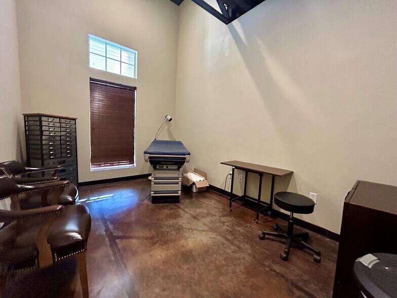 More Photos Of 3419 Caldera Blvd, Midland Medical For Sale