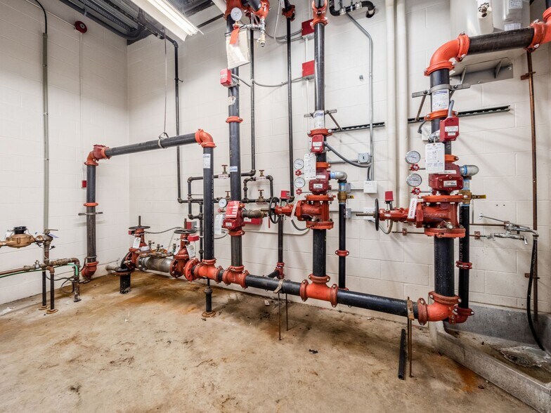 More Photos Of 195 N Grant Ave, Columbus Office For Sale