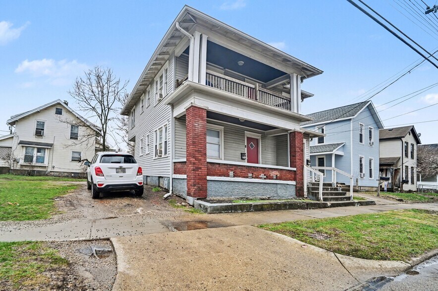 More Photos Of 1830 Woodlawn Ave, Middletown Specialty For Sale