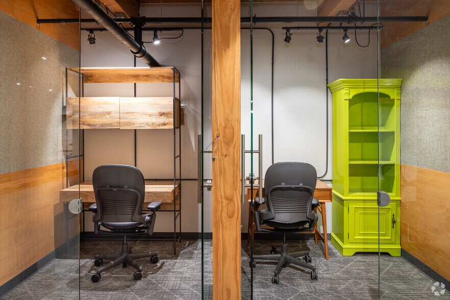 More Photos Of 1200 W 35th St, Chicago Coworking Space