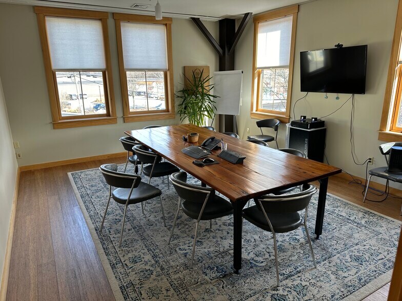 More Photos Of 35 Frost St, Brattleboro Warehouse For Lease