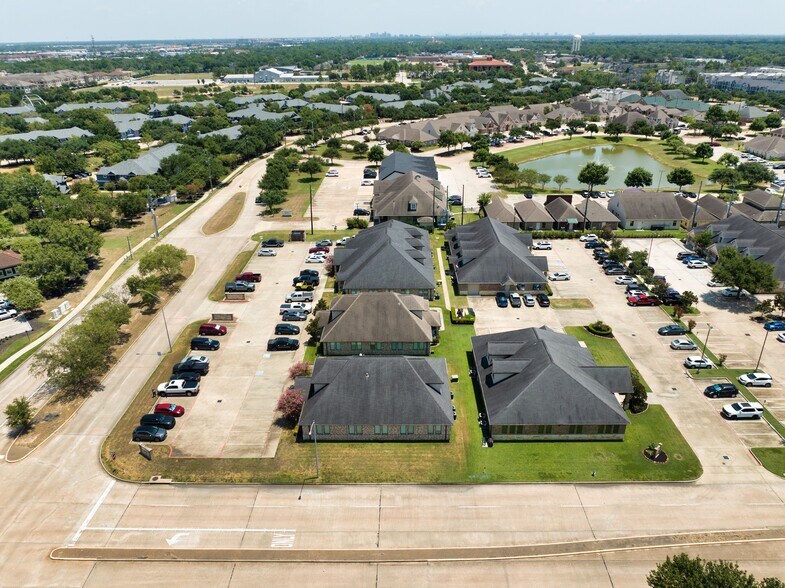 More Photos Of 21559 Provincial Blvd, Katy Medical For Sale