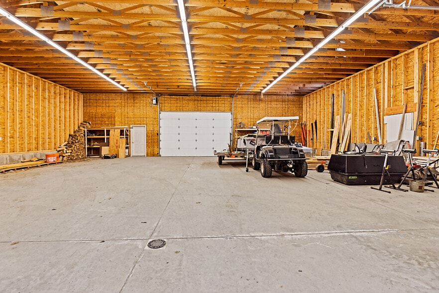 More Photos Of 17 Aviator Pl, Oakland Industrial For Sale