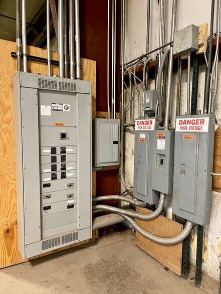 More Photos Of 14 Sewer Plant Rd, Buckhannon Warehouse For Lease
