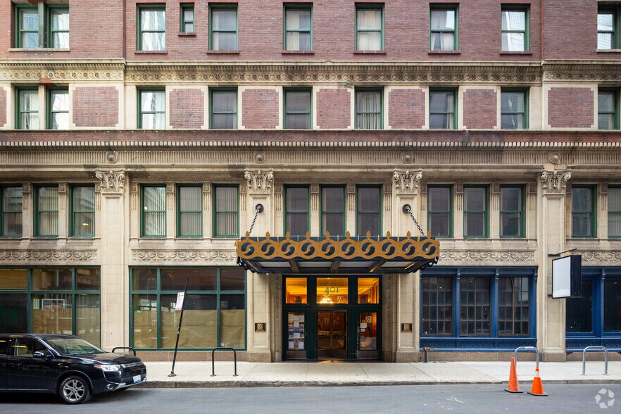 More Photos Of 401 S LaSalle St, Chicago Office For Lease