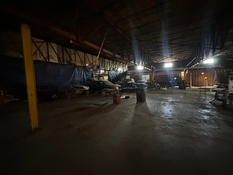 More Photos Of 2211 Windsor St, Chattanooga Service For Sale