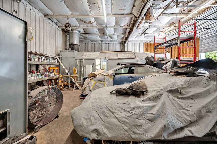 More Photos Of 1015 Ellis Rd, Durham Light Manufacturing For Sale