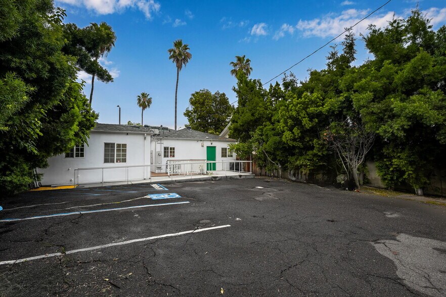 More Photos Of 607 N Anaheim Blvd, Anaheim Office For Sale