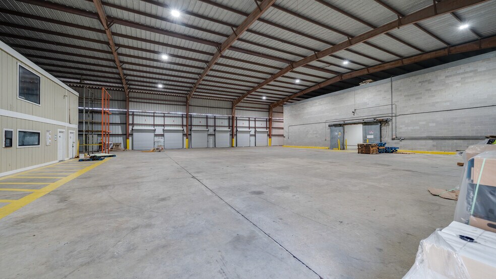 More Photos Of 2476 GA-76 Hwy, Adel Warehouse For Sale