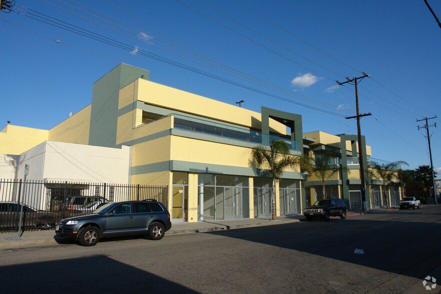 More Photos Of 732-752 E Pico Blvd, Los Angeles Unknown For Lease