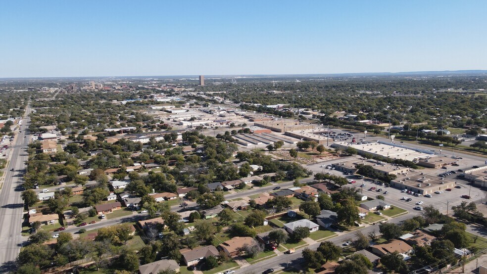 More Photos Of 502 N Willis, Abilene Medical For Sale