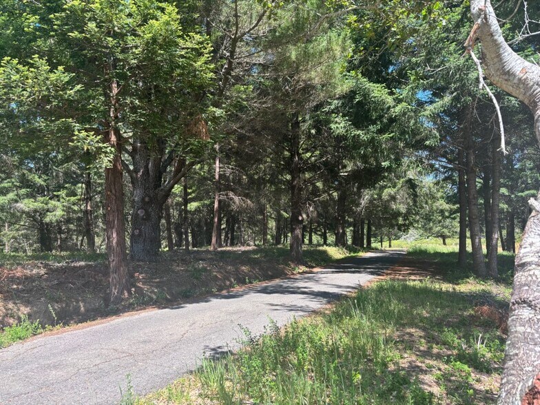 More Photos Of 21380 Siri rd, Guerneville Land For Sale
