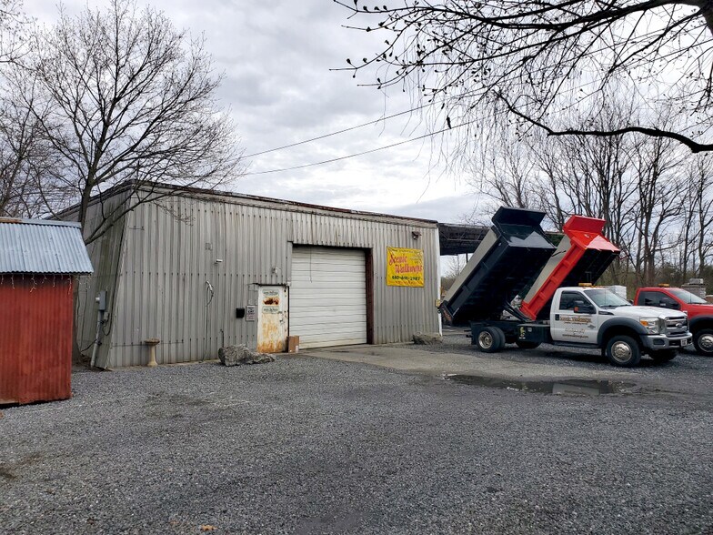 More Photos Of 1388 Main St, Bath Land For Sale