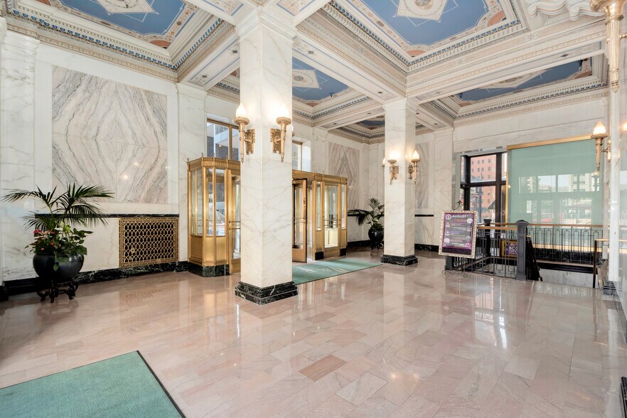 More Photos Of 1601 Arapahoe St, Denver Office For Sale