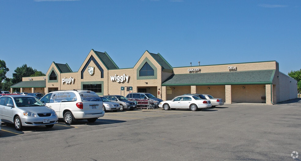 More Photos Of 5600 Spring St, Racine Supermarket For Sale