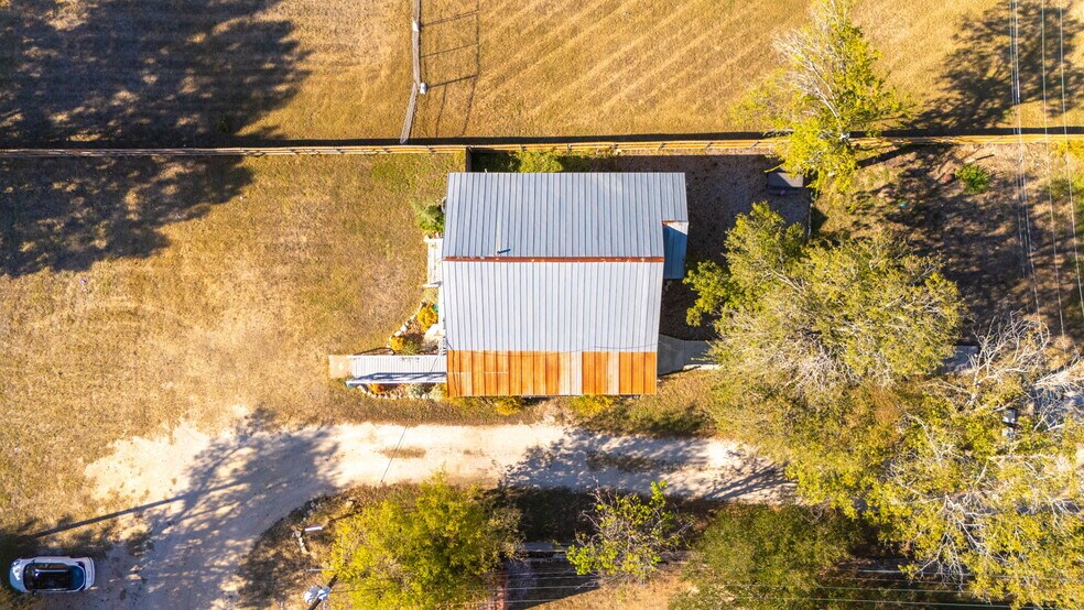 More Photos Of 322 S Main St, Boerne General Retail For Sale