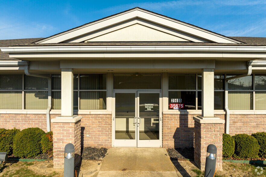 More Photos Of 35501-35765 Mound Rd, Sterling Heights Unknown For Sale