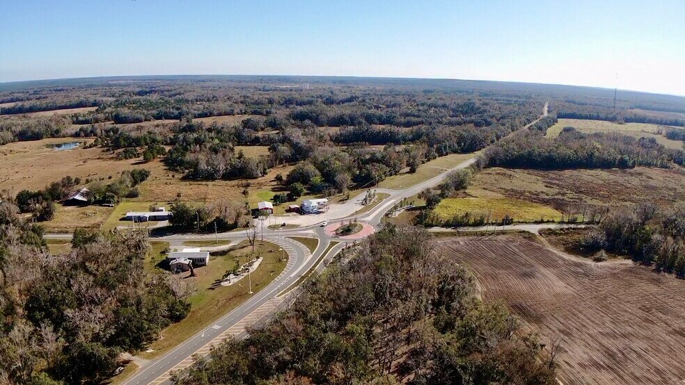 More Photos Of 15738 Ponce De Leon Blvd, Brooksville General Retail For Sale