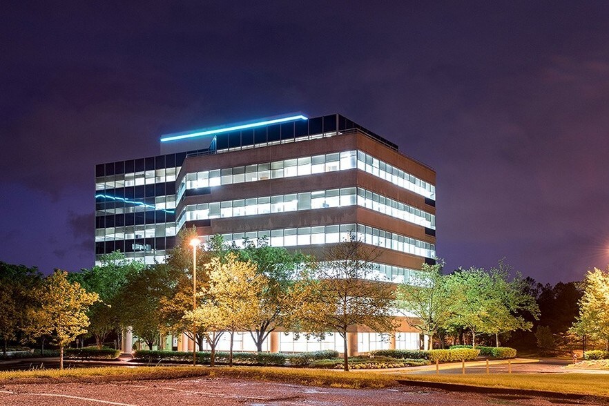More Photos Of 4041 Powder Mill Rd, Beltsville Office Residential For Lease
