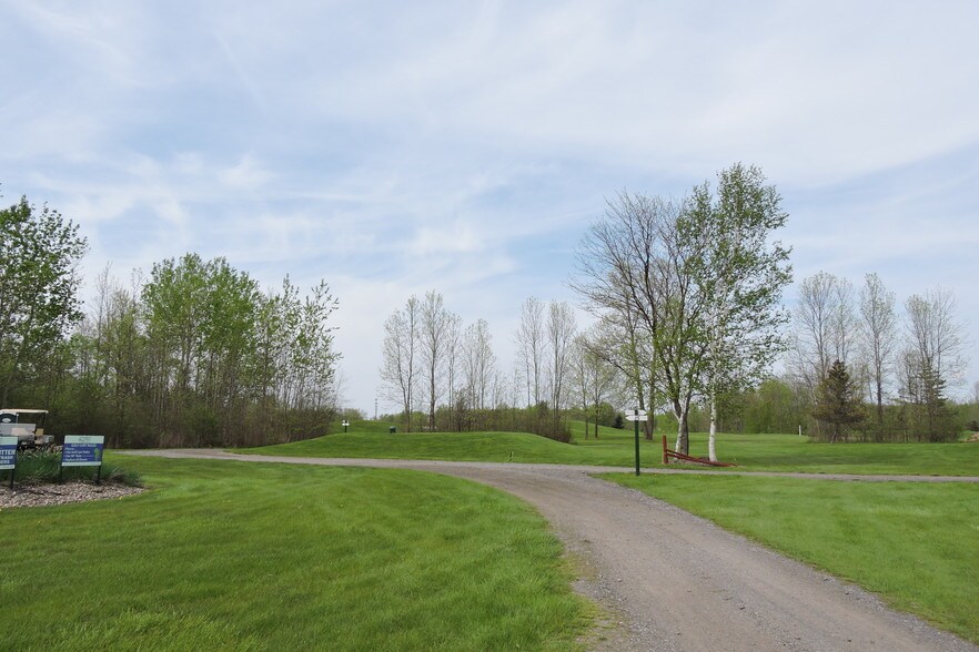 More Photos Of 6722 State Route 31, Cicero Golf Course Driving Range For Sale