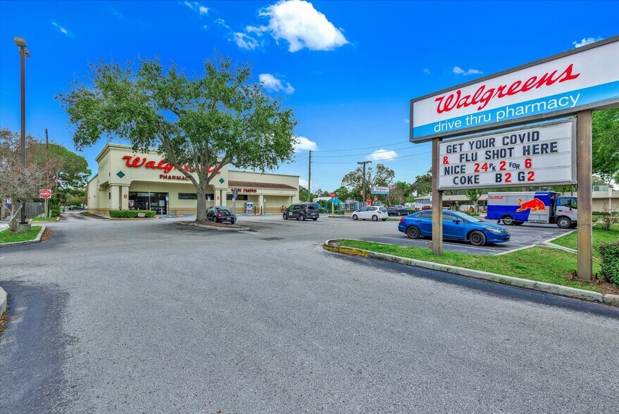 More Photos Of 5701 Gulfport Blvd S, Gulfport Drugstore For Sale